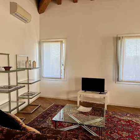 Apartment Deluxe